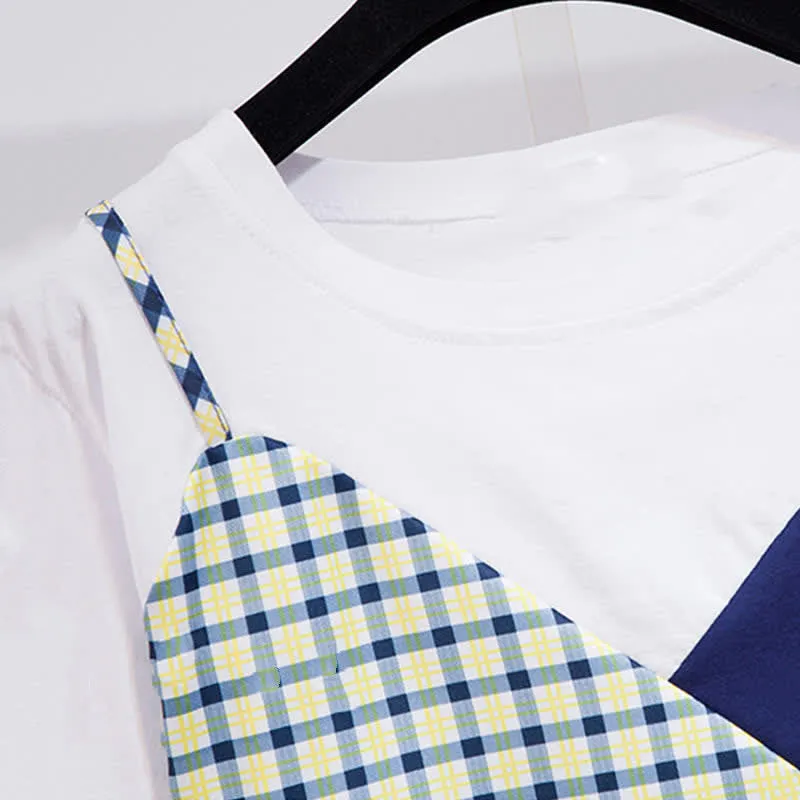 Chic Colorblock Round Collar T-Shirt Pocketed Denim Shorts