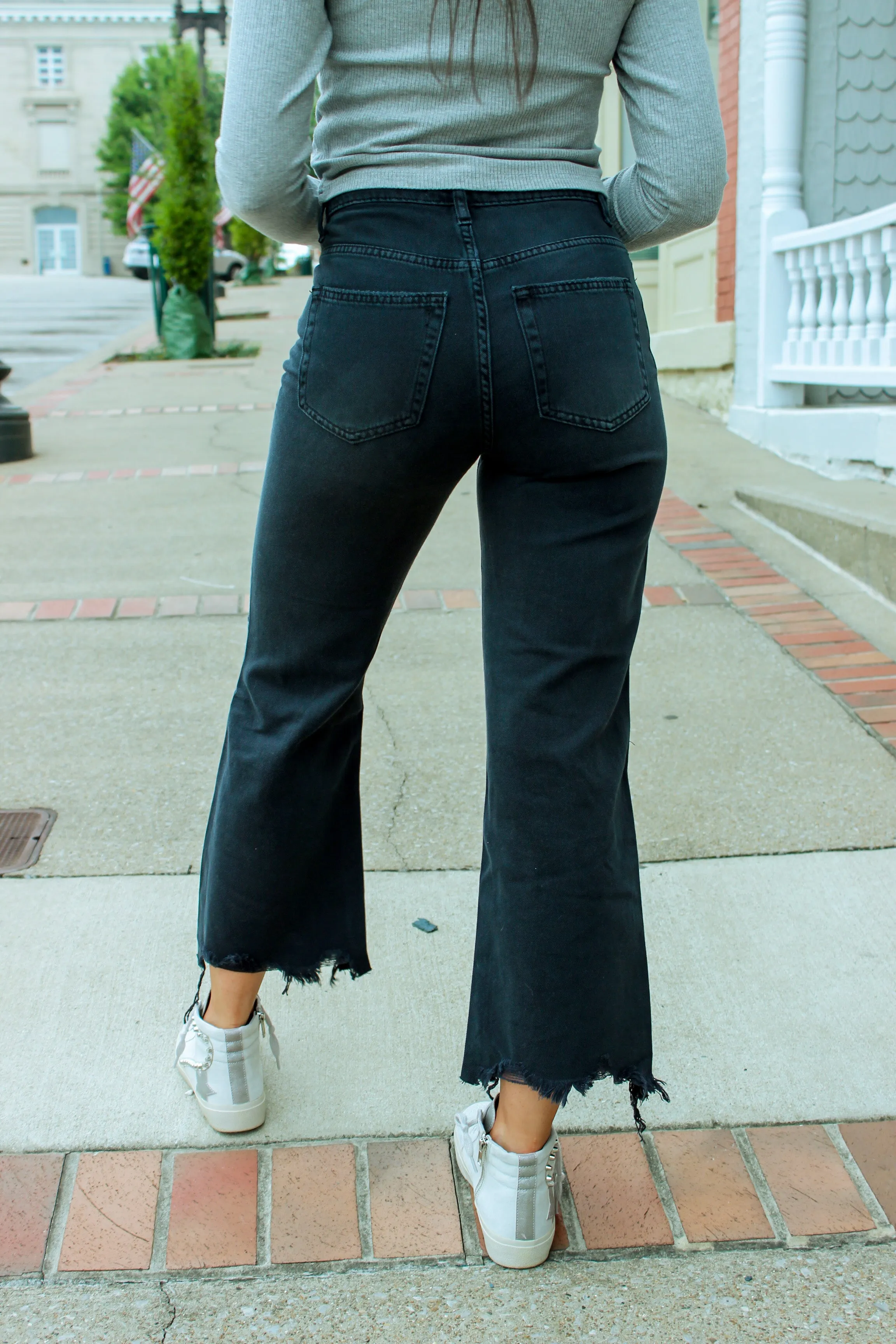 Destroyed Cropped Jeans - Black