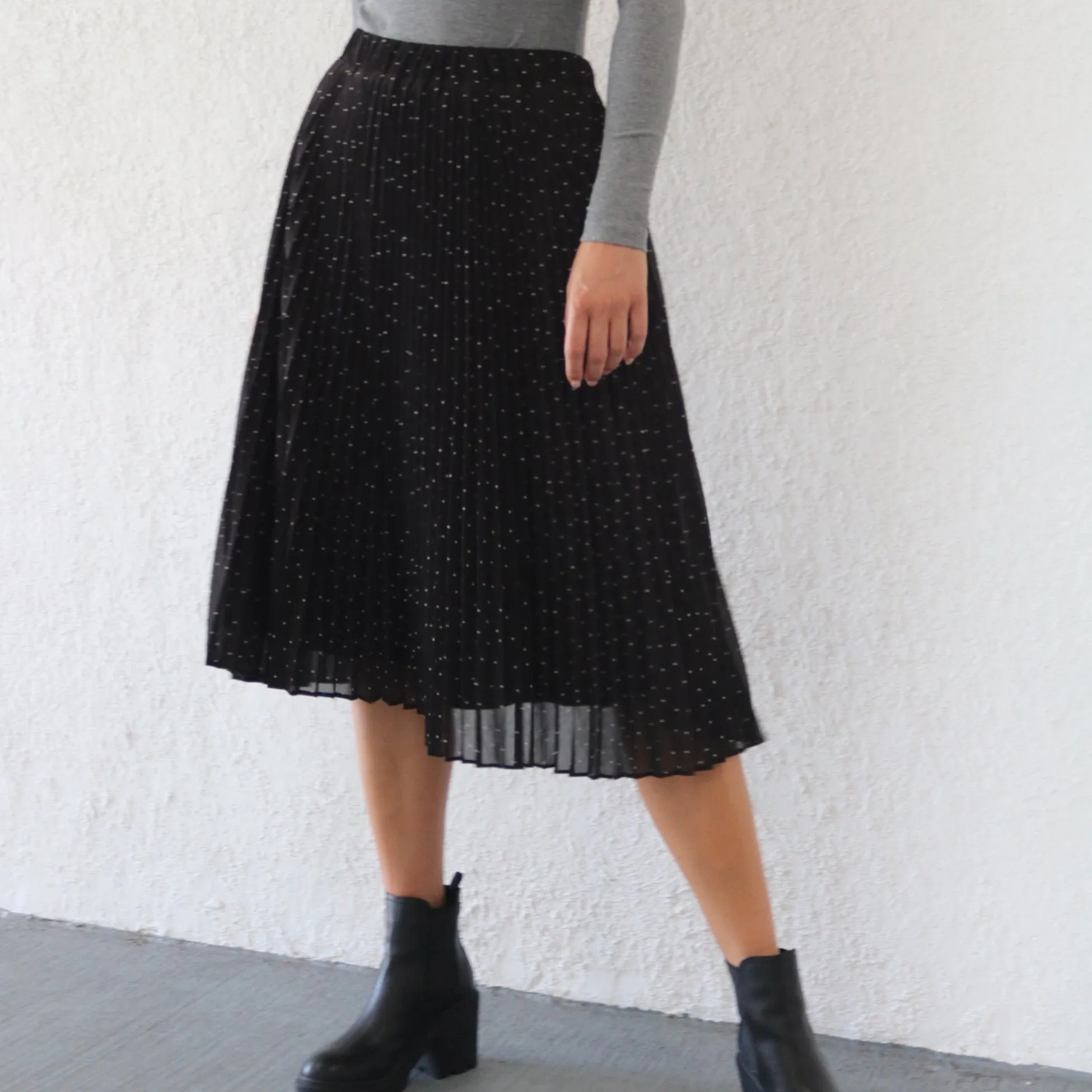 Pleated Polka Dot Skirt| Black  [Final Sale]